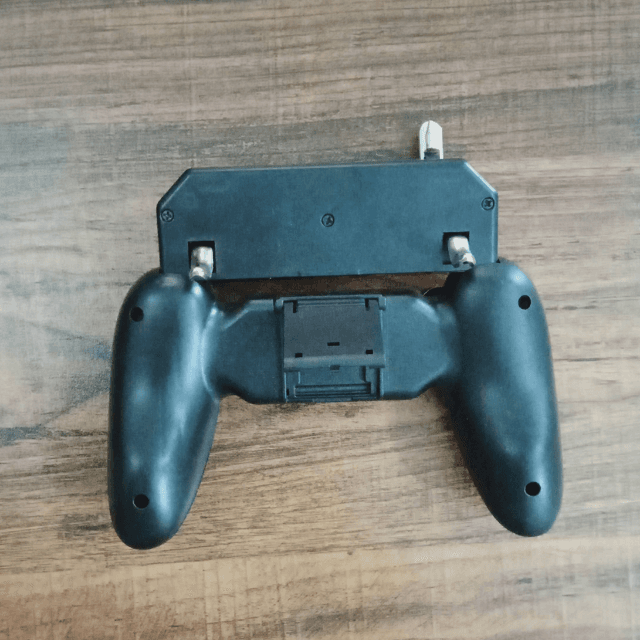Mobile Game Controller