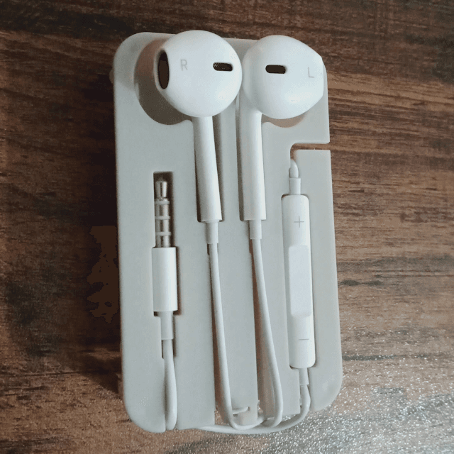 iOS / Android Earphone (Handsfree)