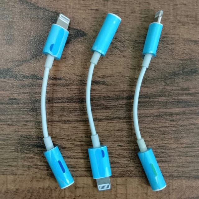 iPhone connector (Bluetooth) / iPhone Handsfree connector