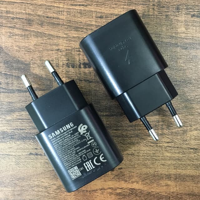 Samsung 25W Super Fast Charger EP-TA800
